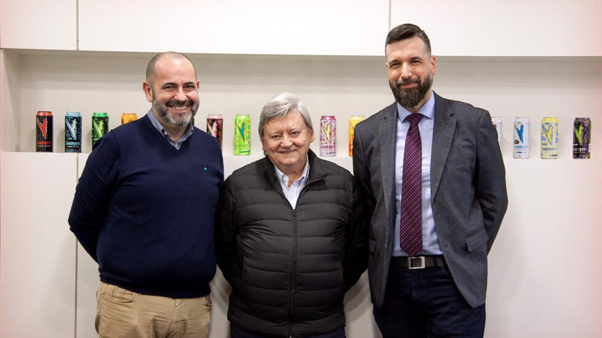 Desde la izquierda: Antonio González Jiménez, Carlos Senra Deza y Daniel Álvarez Rodríguez al mando de Eneryeti Company.