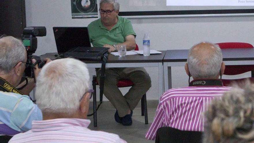 Charla centrada en la mina San Vicente