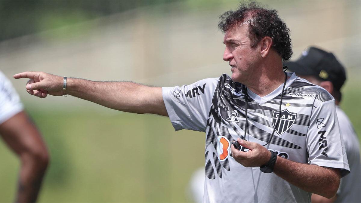 Cuca dirige hoy al At. Mineiro en el debut en su segunda etapa en el club