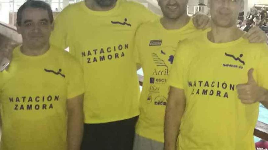 Los cuatro veteranos del CN Zamora que compitieron en Madrid.