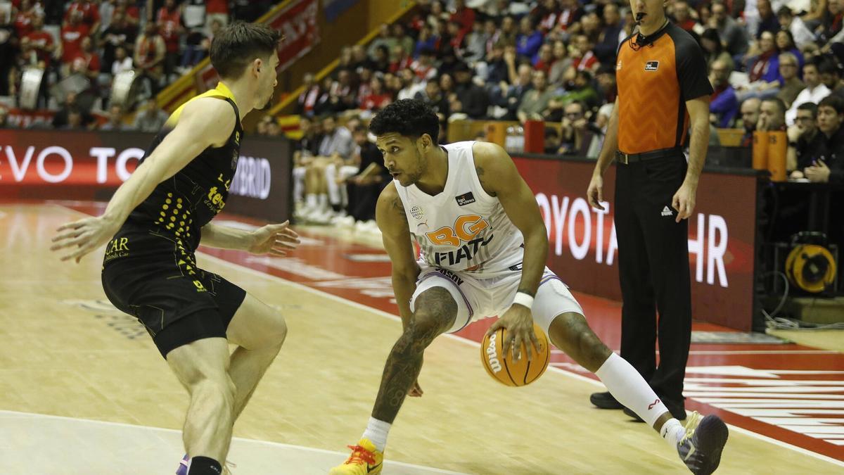 Les imatges del Bàsquet Girona - Laguna Tenerife