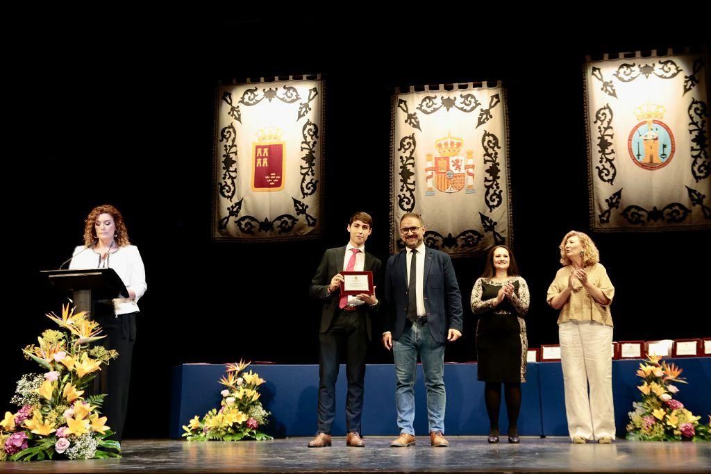 Entrega de distinciones al alumnado en Lorca