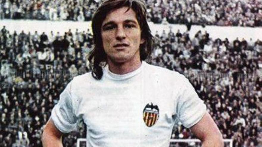 Muere el exvalencianista Tirapu, el defensa que anuló a Cruyff