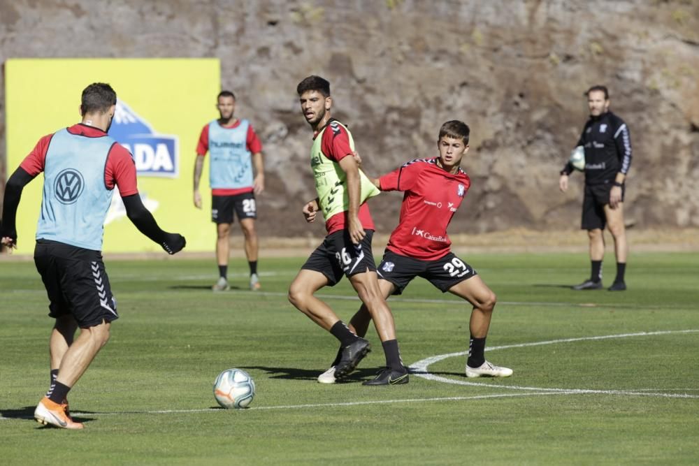 El CD Tenerife retoma los entrenamientos