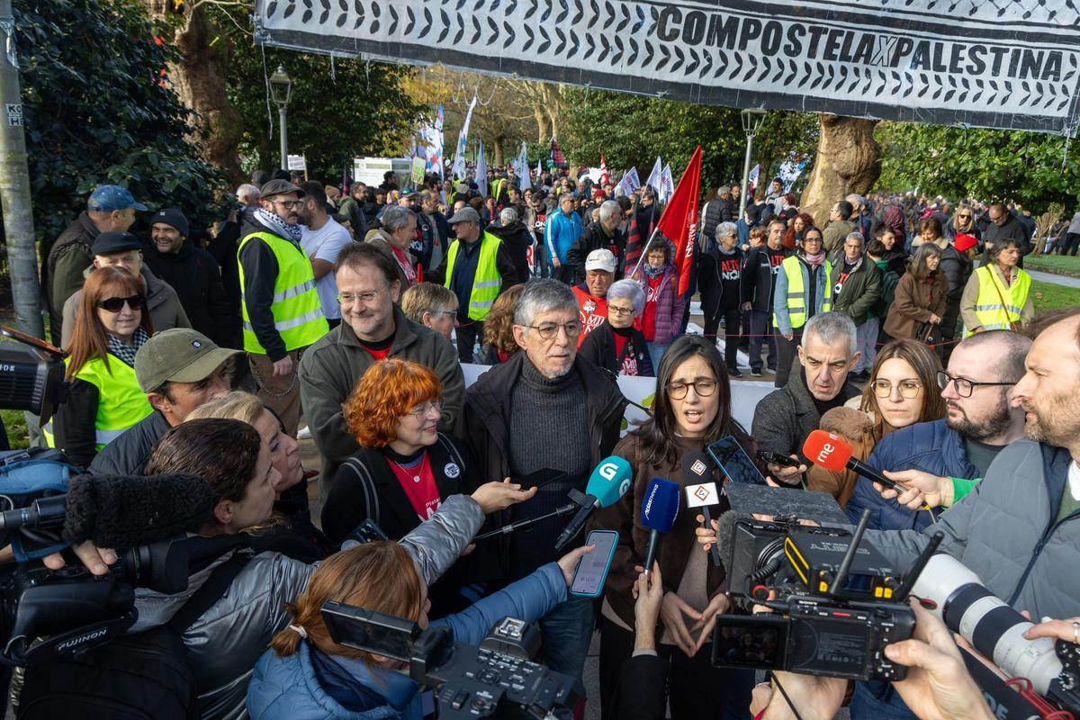 Manifestación en Santiago en contra del proyecto de Altri en Palas de Rei: así está transcurriendo Manifestación en Santiago en contra del proyecto de Altri en Palas de Rei: así está transcurriendo