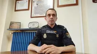El Policía Nacional que ya es un héroe en Langreo por sus rescates
