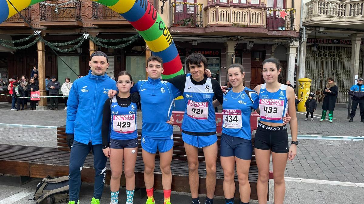 Equipo del Benavente Atletismo desplazado a La Bañeza.