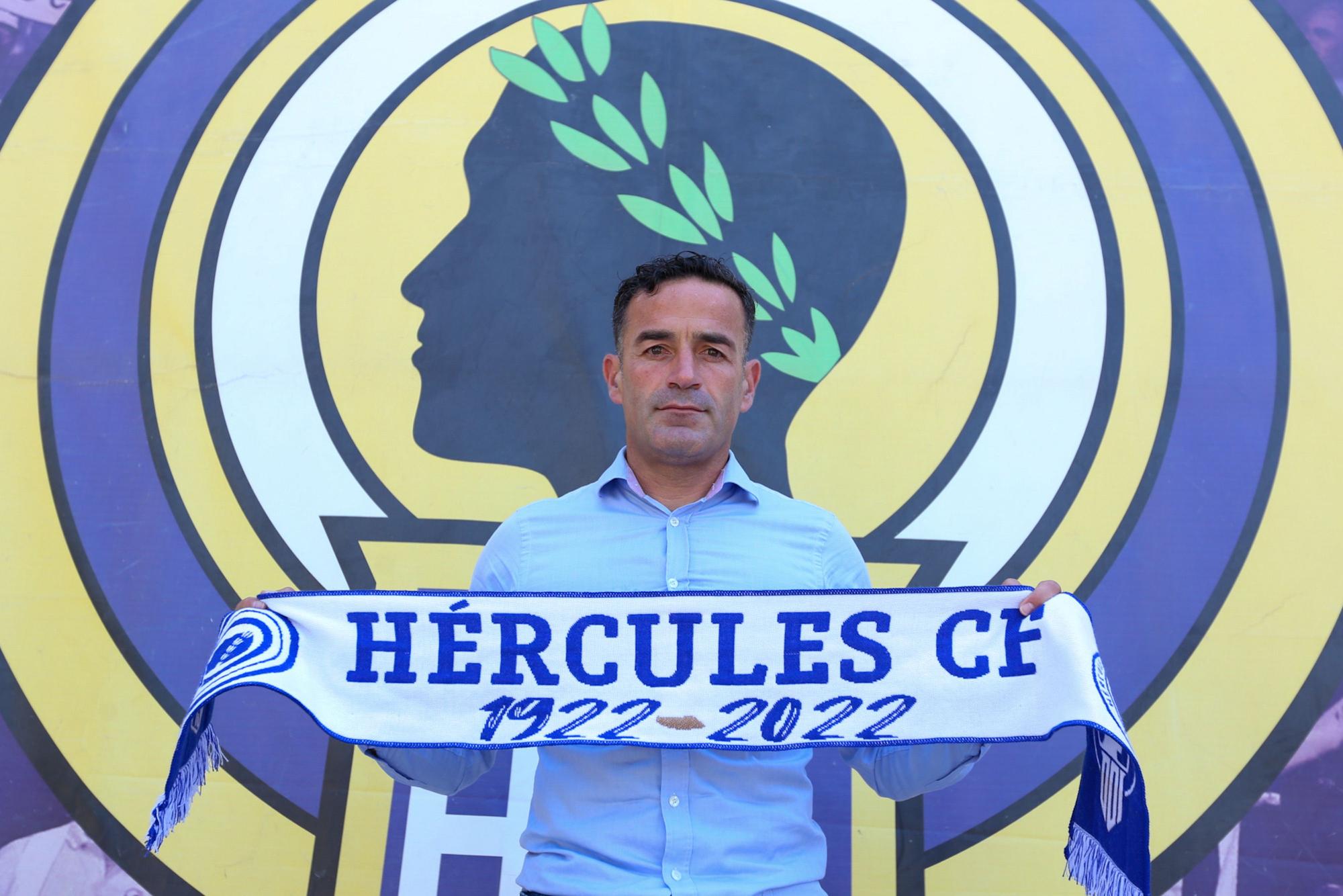 Presentación de Paco Peña como director deportivo del Hércules