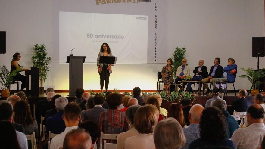 El instituto Ramón Cabanillas cumple 50 años