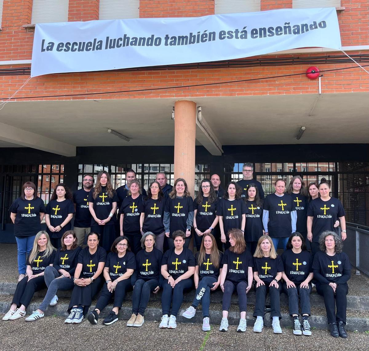 Protesta en el colegio Severo Ochoa de Gijón.