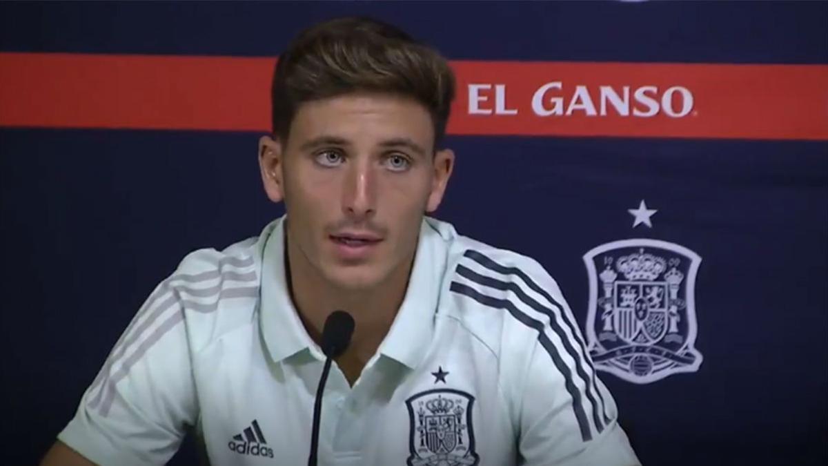 Pau Torres elogia a Sergio Ramos