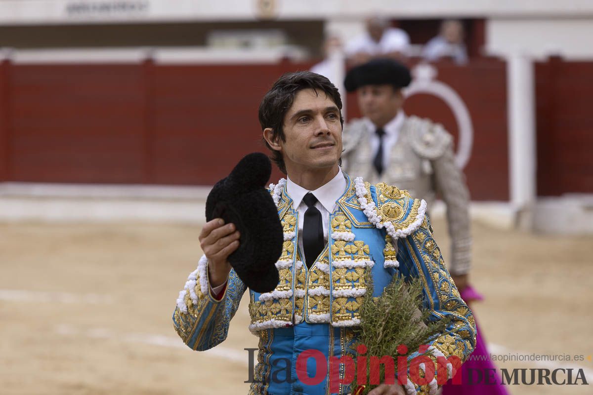 Tarde histórica en Abarán con la alternativa de José María Trigueros y el indulto de Tomás Rufo, junto a Castella salieron a hombros