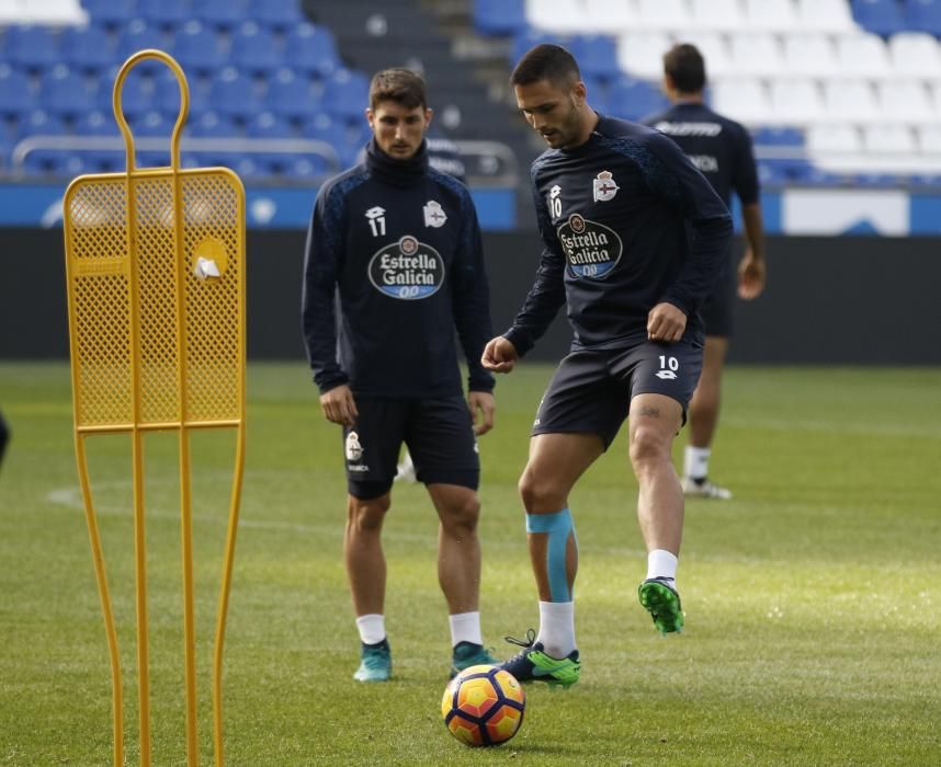 El Dépor prueba el césped de Riazor