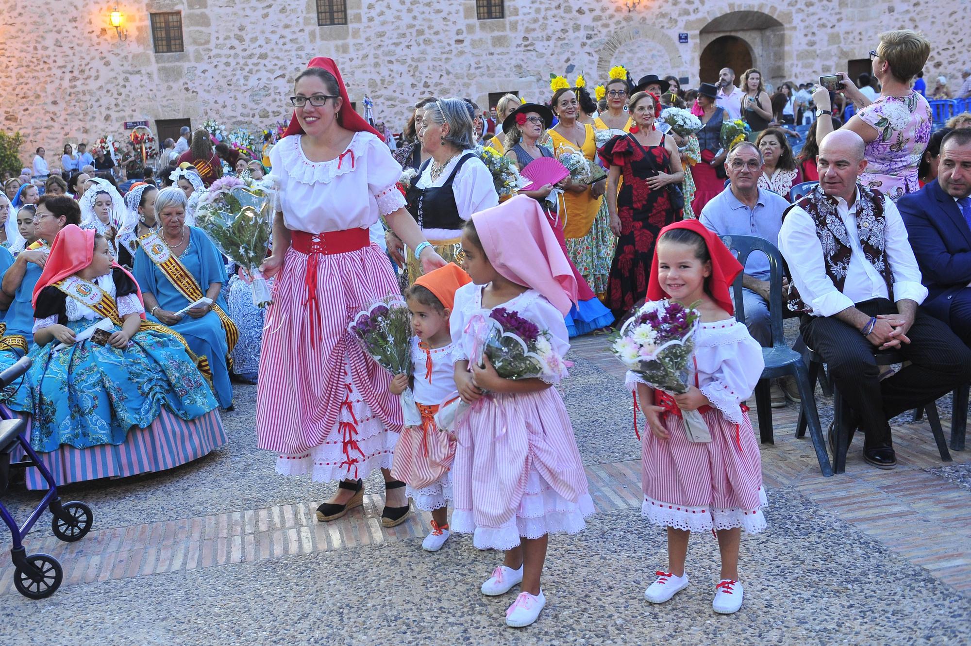 Ofrenda de flores a la Virgen de Loreto