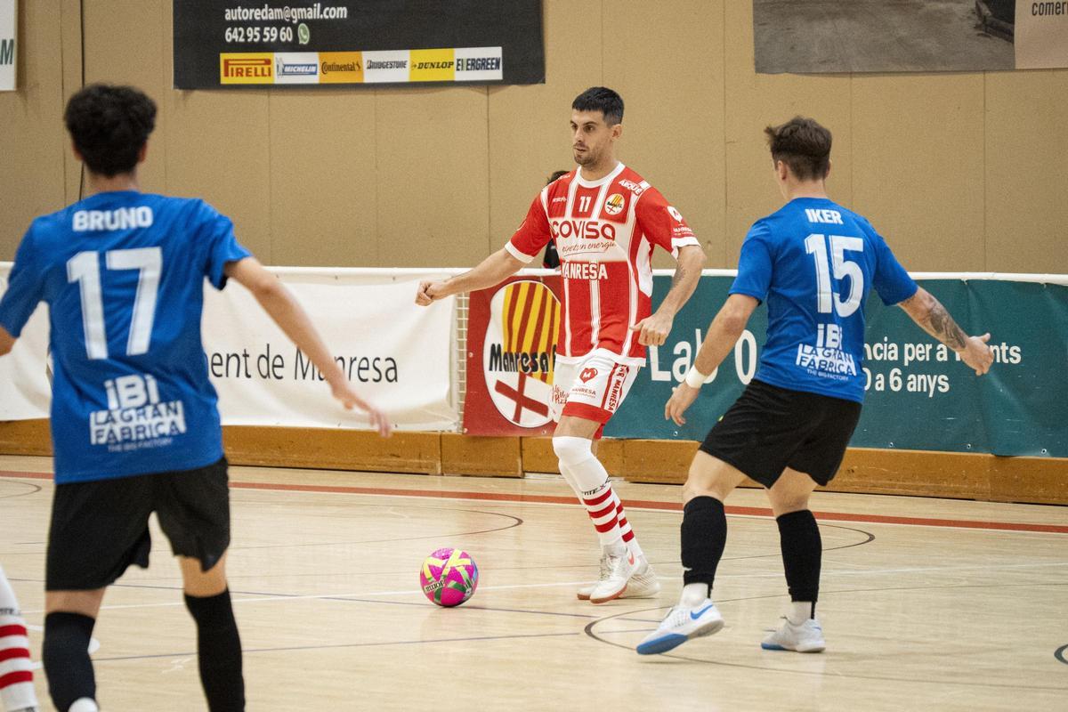 Aaron Riera, un dels puntals del Covisa, es va lesionar a Caner