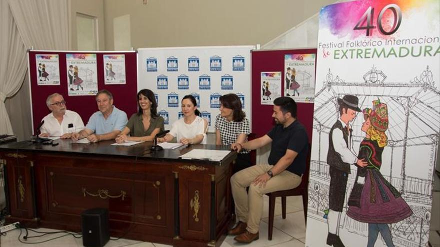 Acetre se suma a los 40 años del festival folclórico