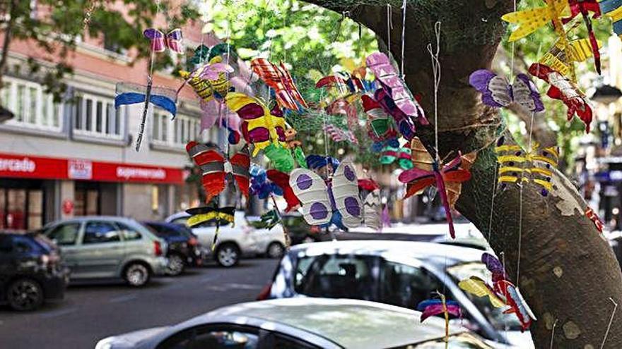 Mariposas situadas en uno de los árboles.