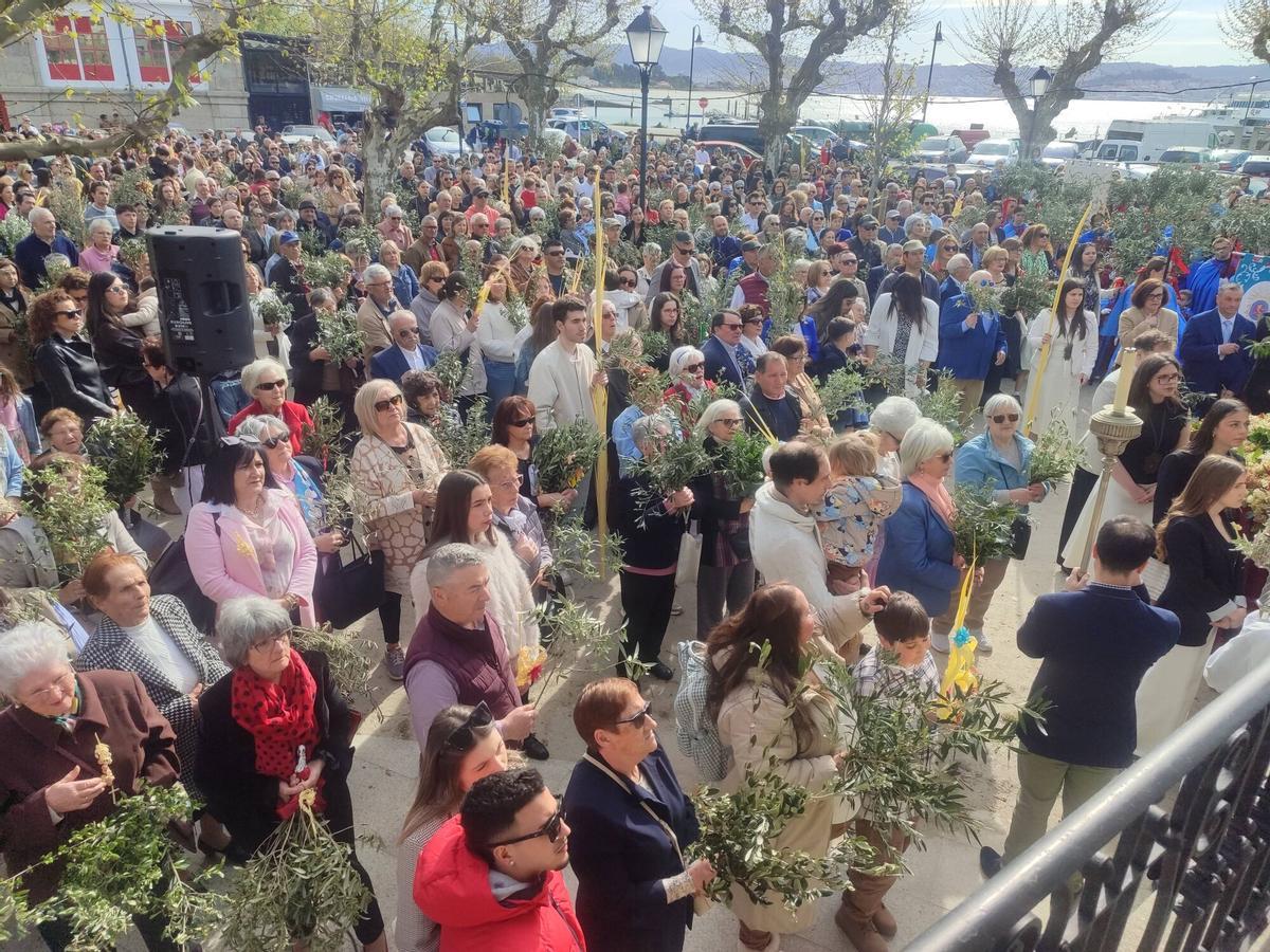 Así se vivieron la bendición de los ramos y la procesión de la Borriquilla Así se vivieron la bendición de los ramos y la procesión de la Borriquilla