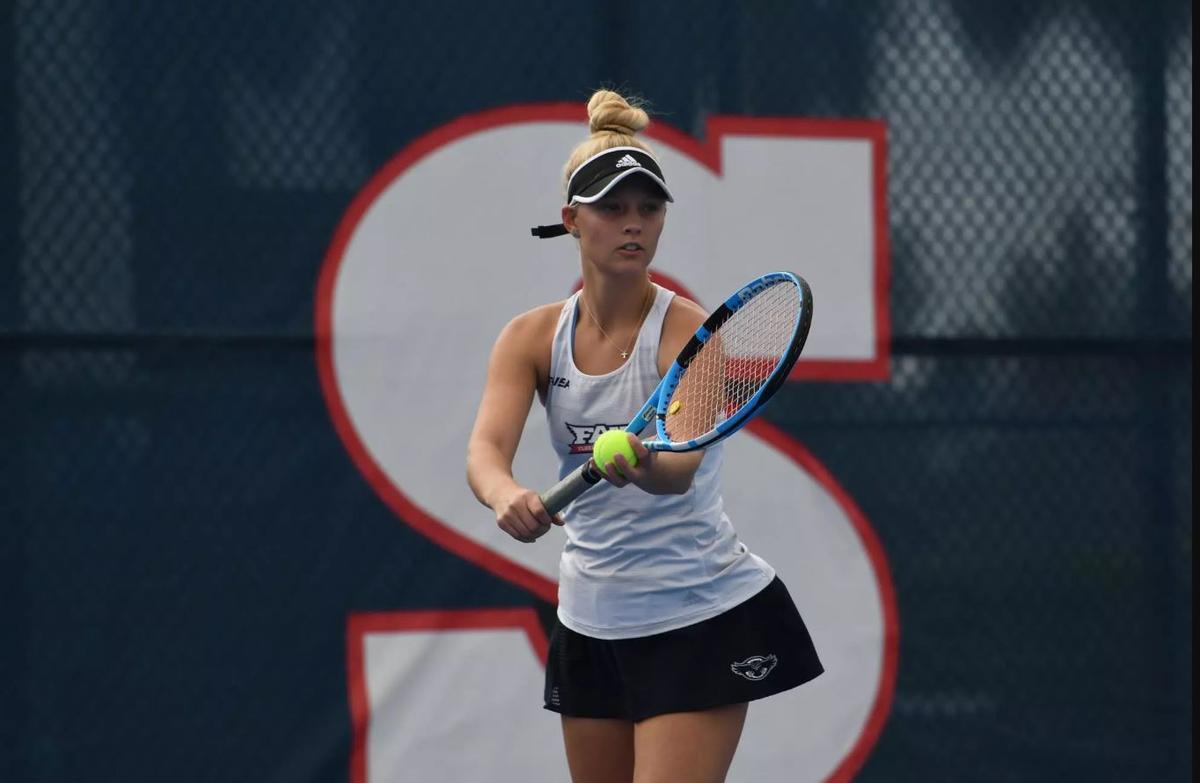 Así es Kristen Thomas, la nueva novia tenista de Stefanos Tsitsipas