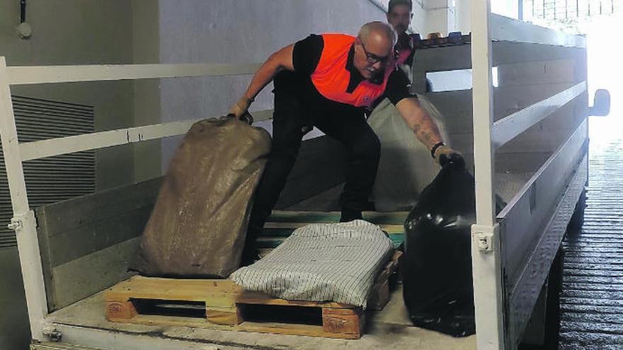 Santa Cruz habilita otras 25 plazas para sin techo tras aumentar la demanda
