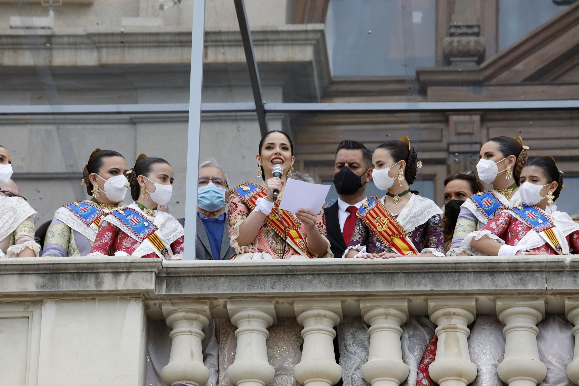 La mascletà con los colores de Ucrania, en imágenes