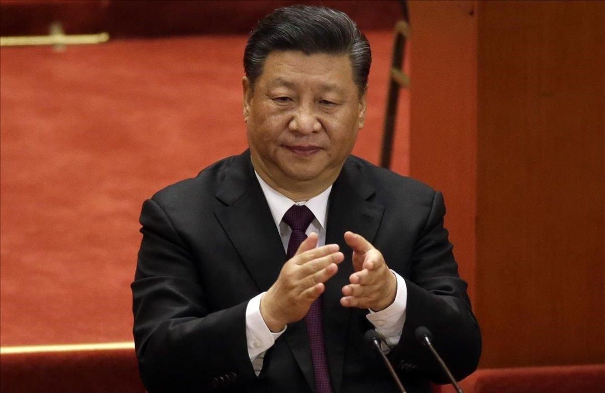 zentauroepp46299285 chinese president xi jinping applauds during a conference to181218103548