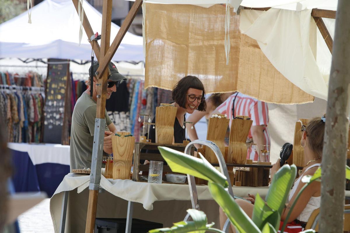 Bummeln, probieren, entdecken: So lebendig ist der Wochenmarkt von Andratx Bummeln, probieren, entdecken: So lebendig ist der Wochenmarkt von Andratx