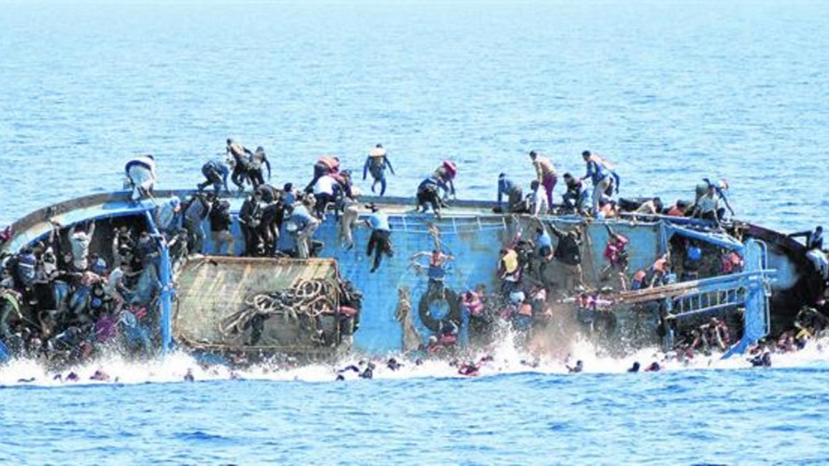 Gritos de pánico  en el mar Mortífero vaivén_MEDIA_1