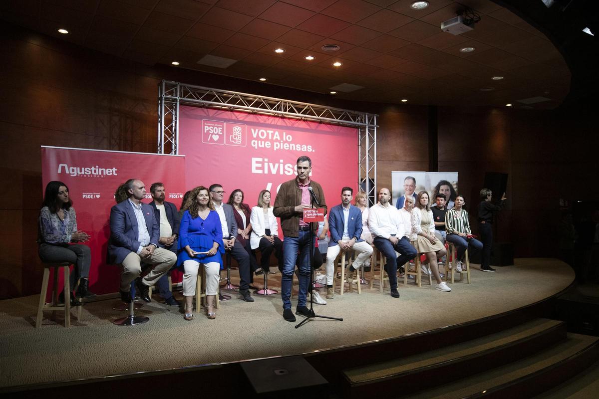 Todas las imágenes de Pedro Sánchez en Ibiza
