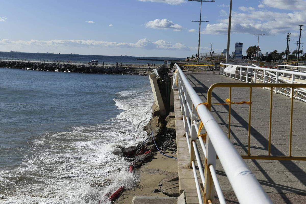 La playa de la Nova Marbella desaparece tras el temporal