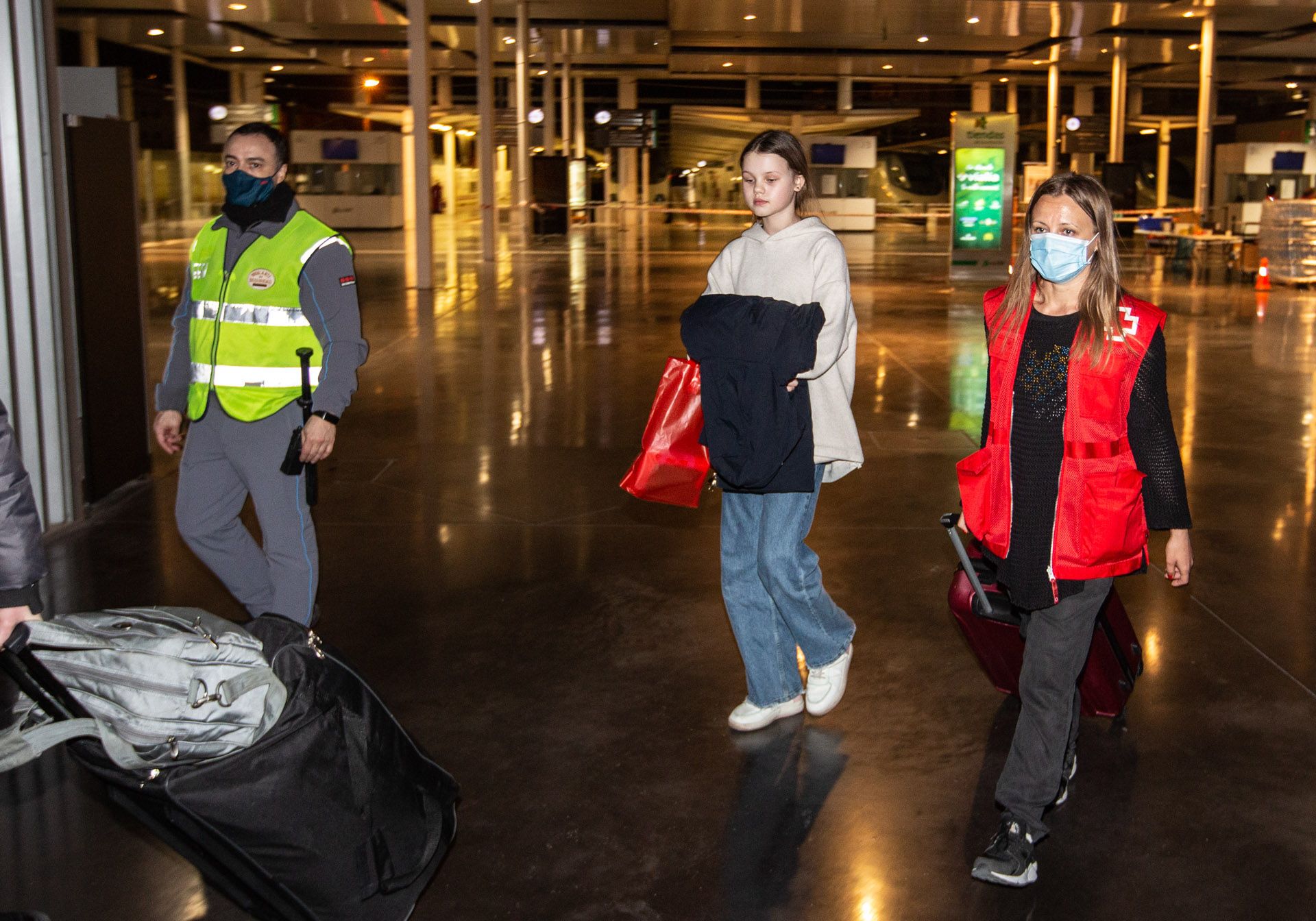 Una treintena de refugiados ucranianos llega a Alicante huyendo de la guerra