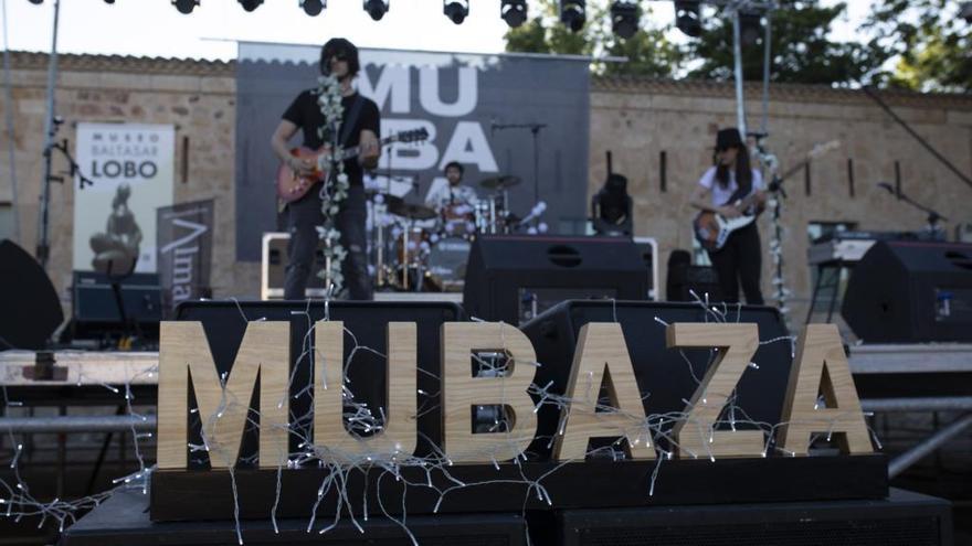 Markfeel, en el escenario de Mubaza durante el inicio de las Ferias y Fiestas de San Pedro Zamora 2019.