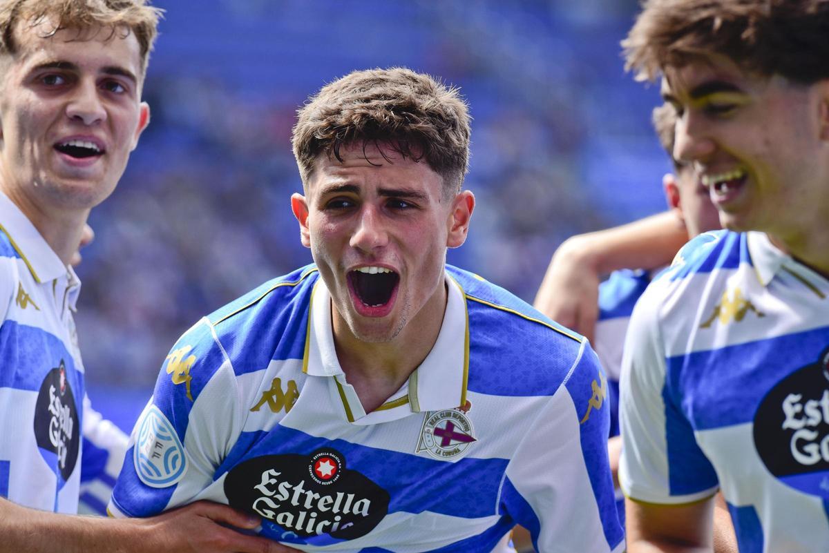 Fabril 3 - 0 UD Ourense: las puertas de bronce se abren para el filial blanquiazul