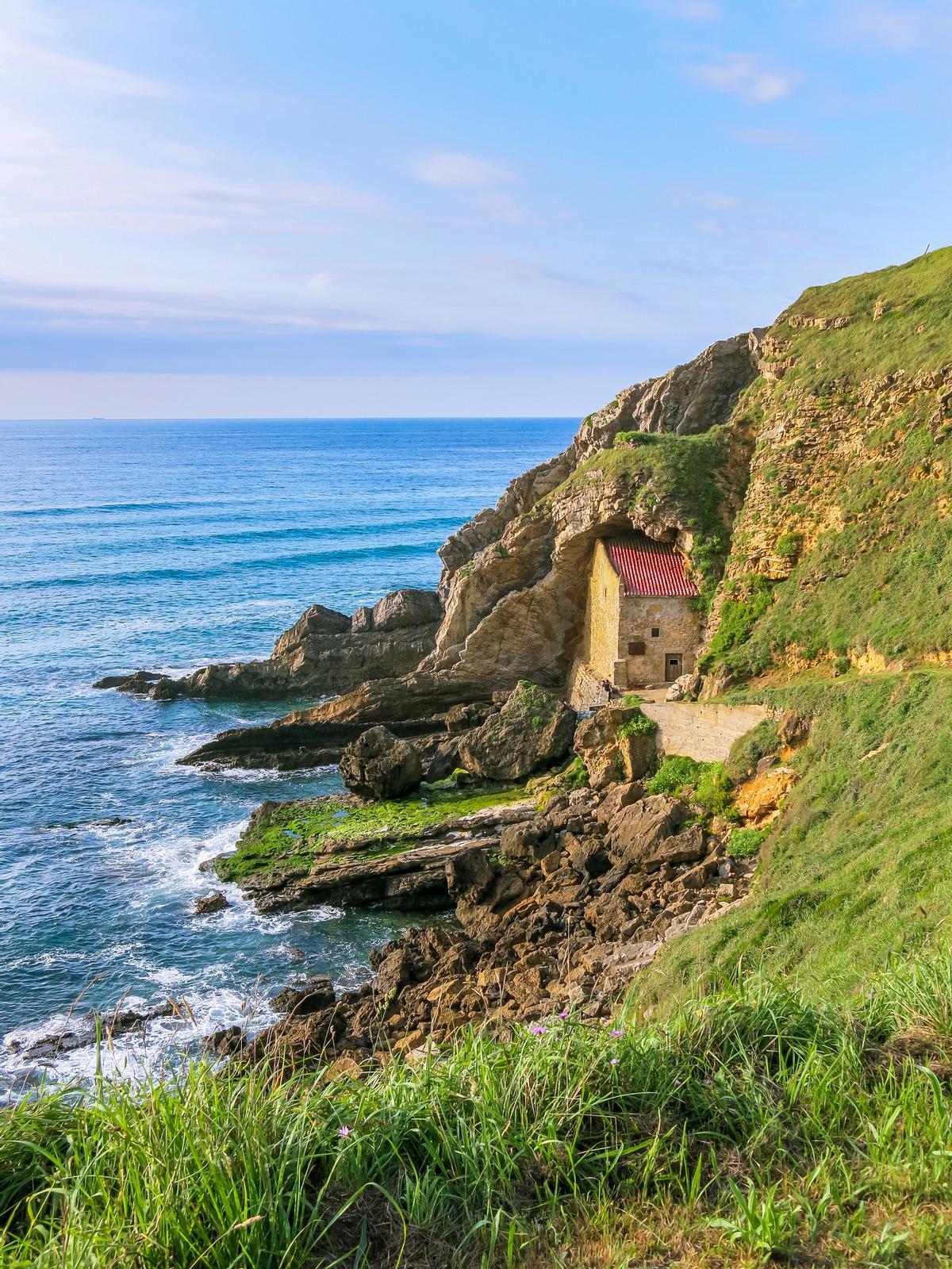 La ermita de Santa Justa cerca de Ubiarco
