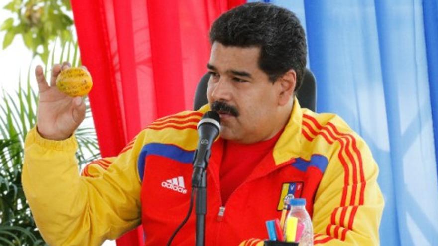 Maduro tiende la mano a España