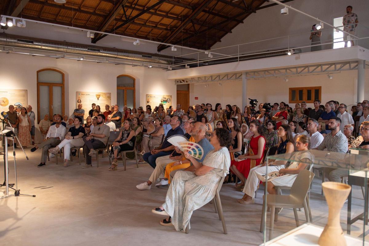 Expectación por la puesta de largo del Museu Arqueològic de la Vall.