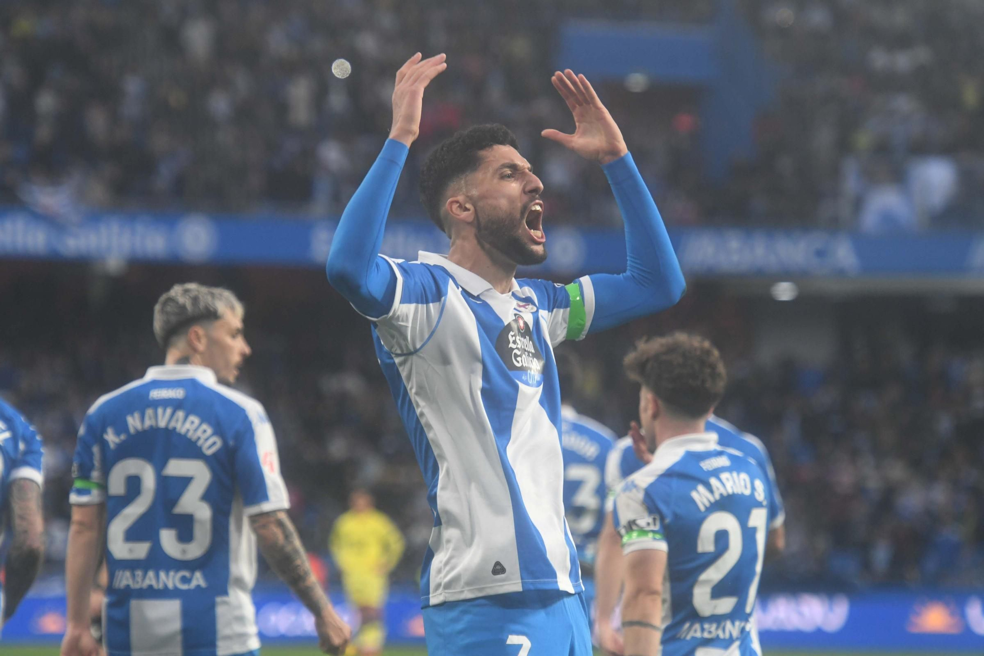 El Deportivo doblega al Almería en Riazor (3-1)