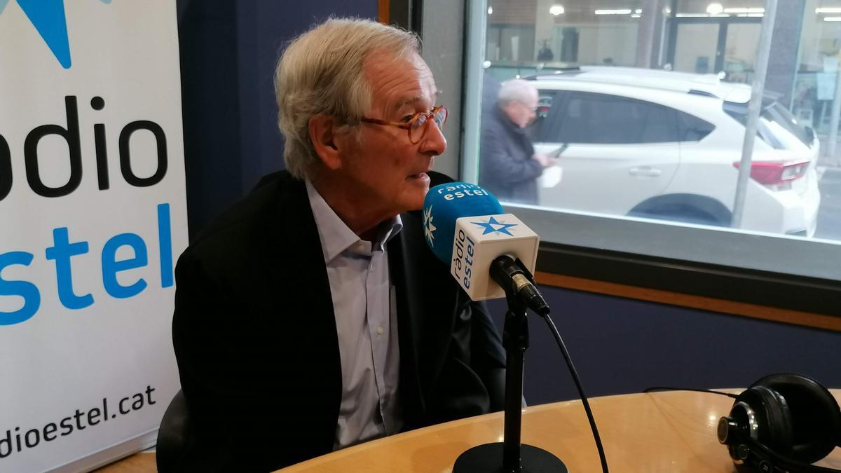 Xavier Trias durante la entrevista en ’El matí a Ràdio Estel’, presentado por Pol Marsà