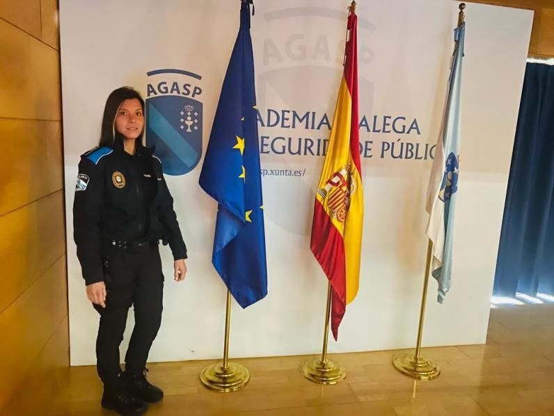 La agente A.A., ayer, en la Academia de Seguridade. | GONZALO NÚÑEZ