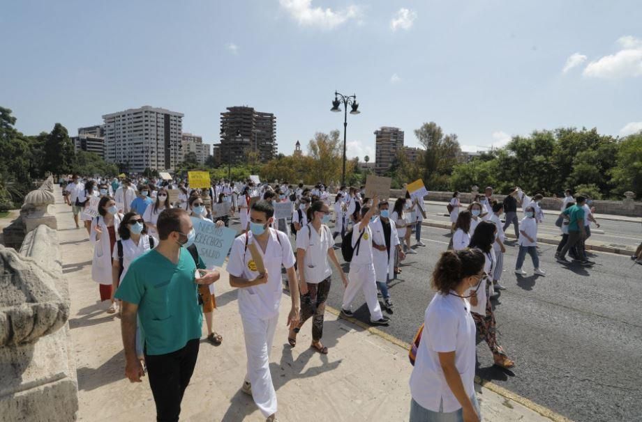 Los MIR mantienen la huelga indefinida en la Comunitat Valenciana