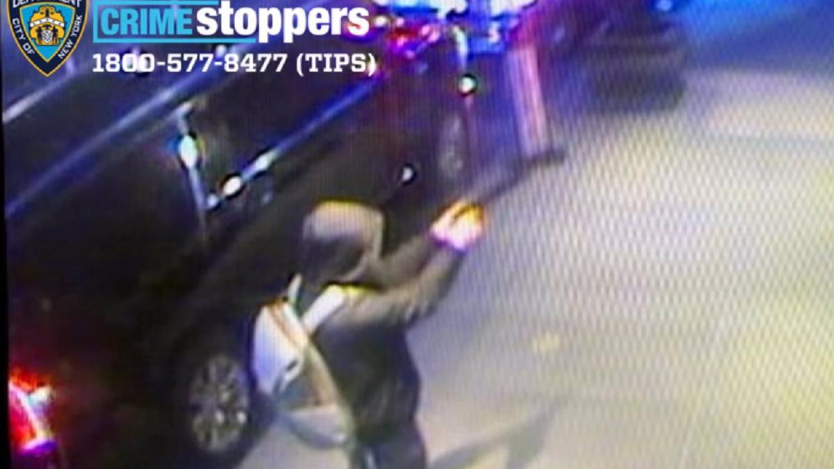 Momento del tiroteo contra Brian Thompson, CEO de UnitedHealthcare.