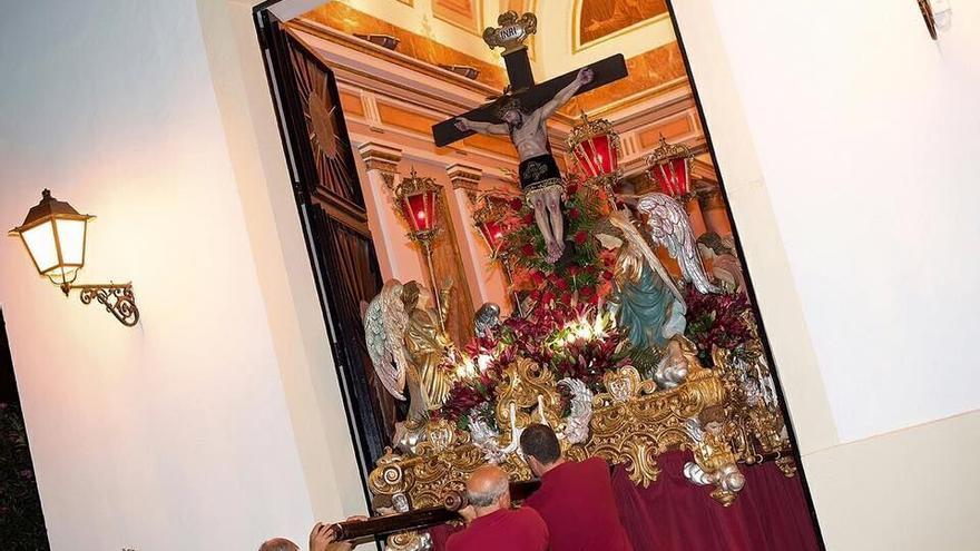 El Santíssim Crist ix del temple en el Dia Gran de la Festa.