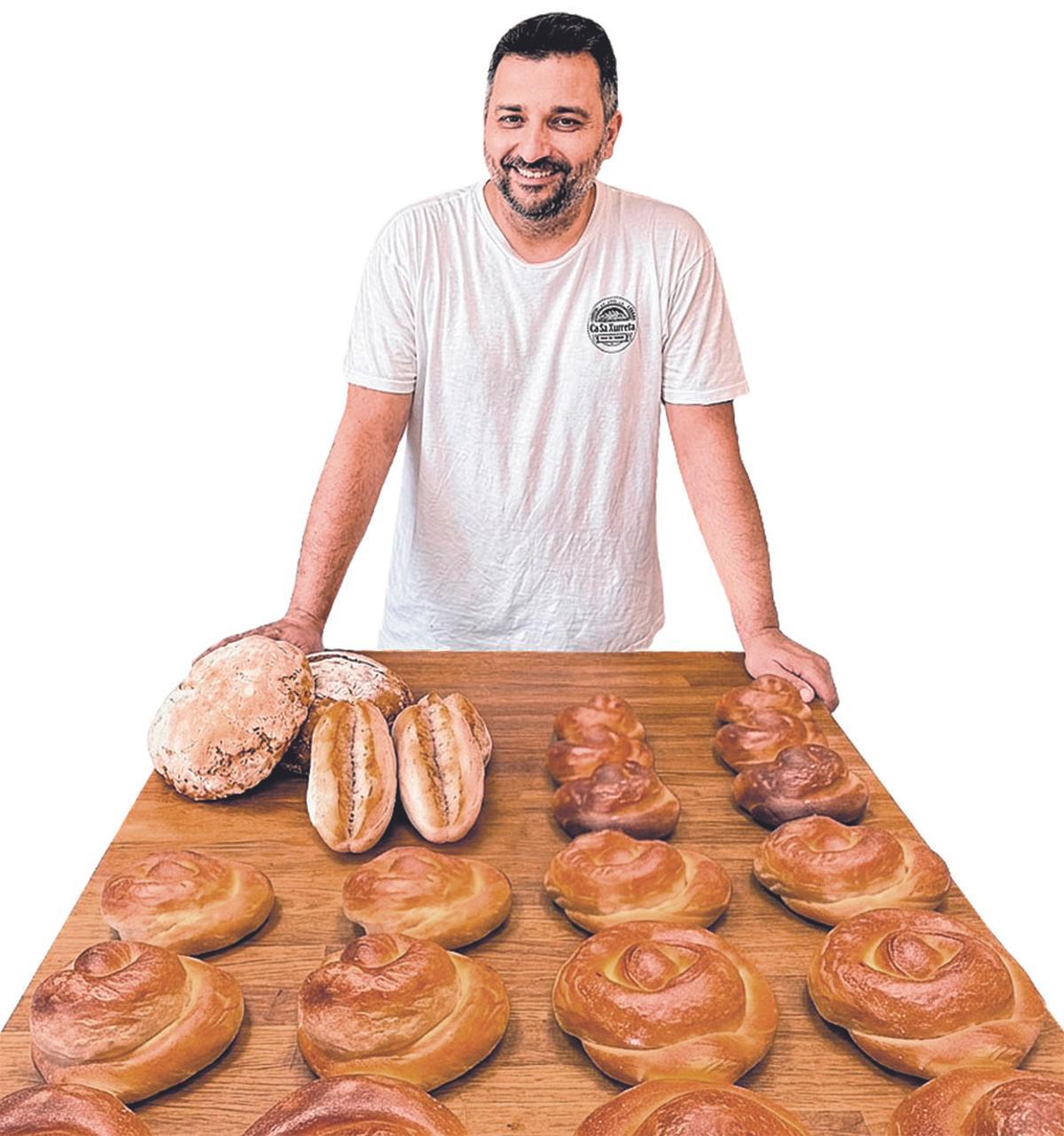 Joan Llabrés s’ha fet càrrec del forn Ca sa Xarreta de Campanet