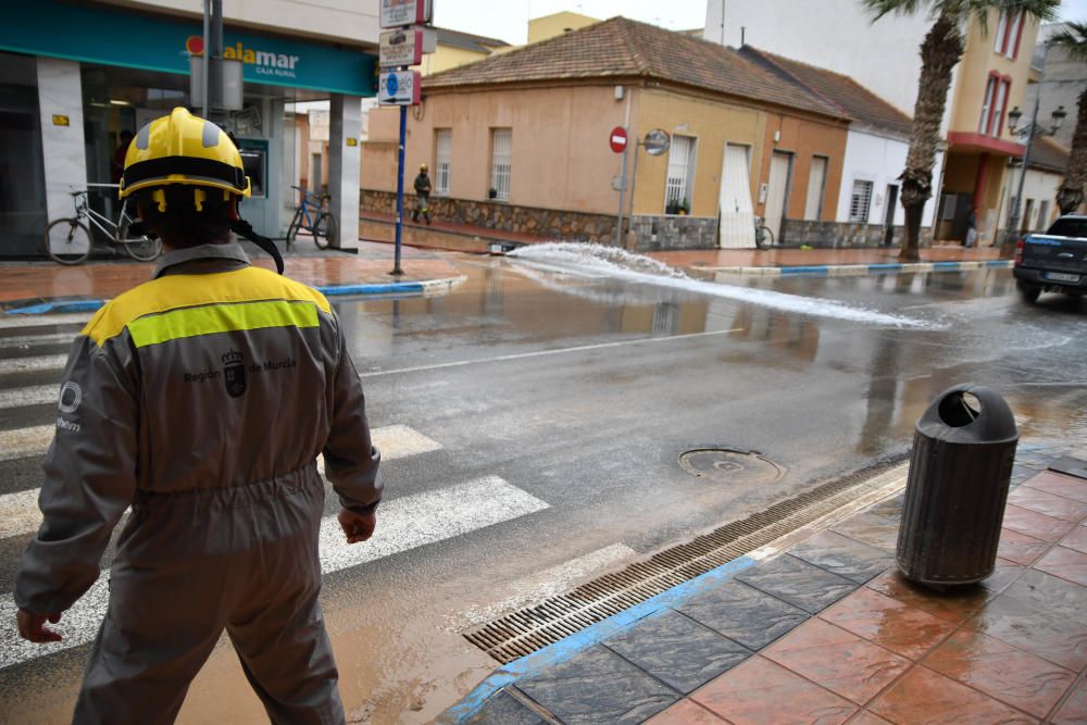 Los Alcázares vuelve poco a poco a la normalidad tras el paso de la nueva DANA