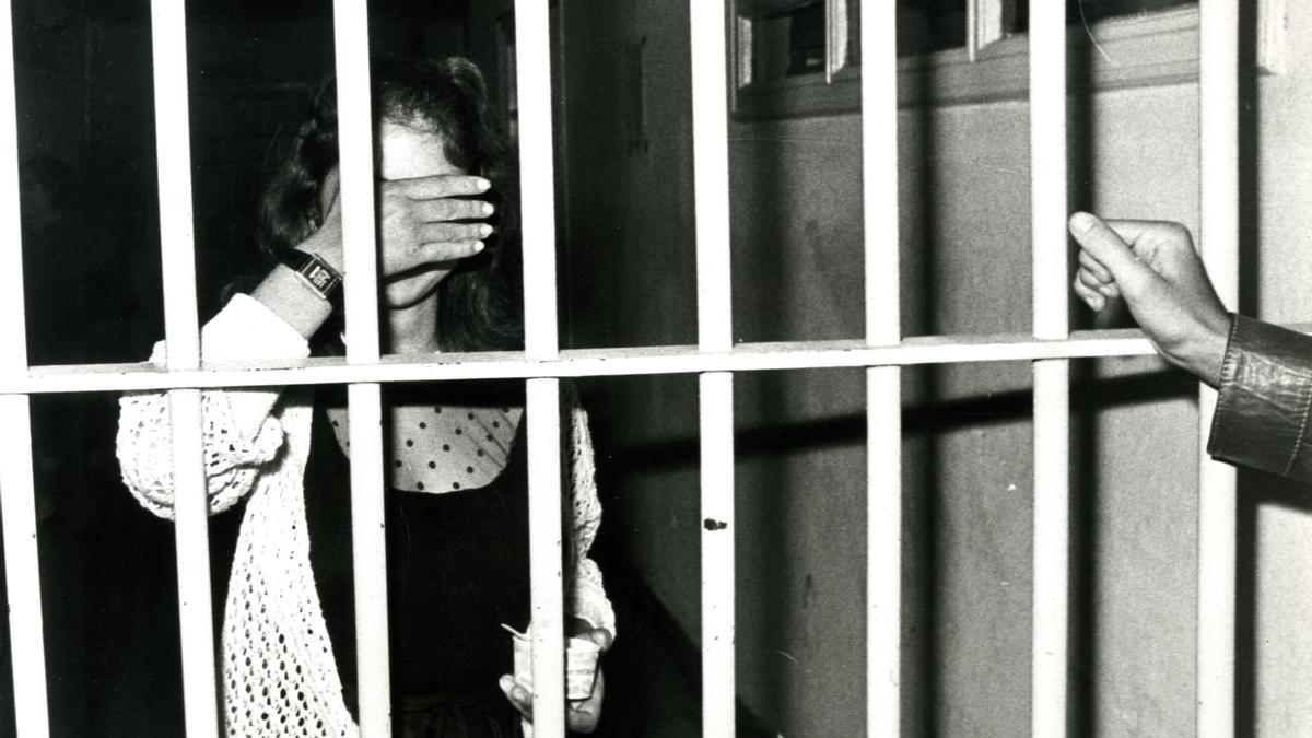 Imagen antigua de una cárcel de mujeres (1983)