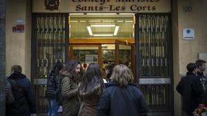 Puerta del colegio de los Maristas de Sants-Les Corts.