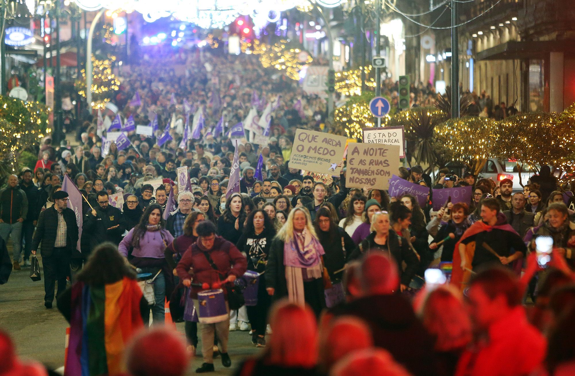 Manifestación por el 25N por las calles de Vigo en 2022 Marta G. Brea.jpg