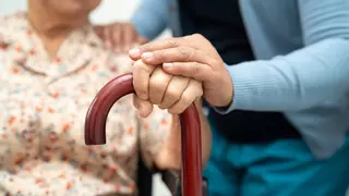 Los canarios en el 'limbo' de la dependencia crecen un 44% en los seis primeros meses del año