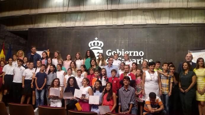 Ganadoras en Canarias del concurso escolar '¿Qué es un rey para ti?'