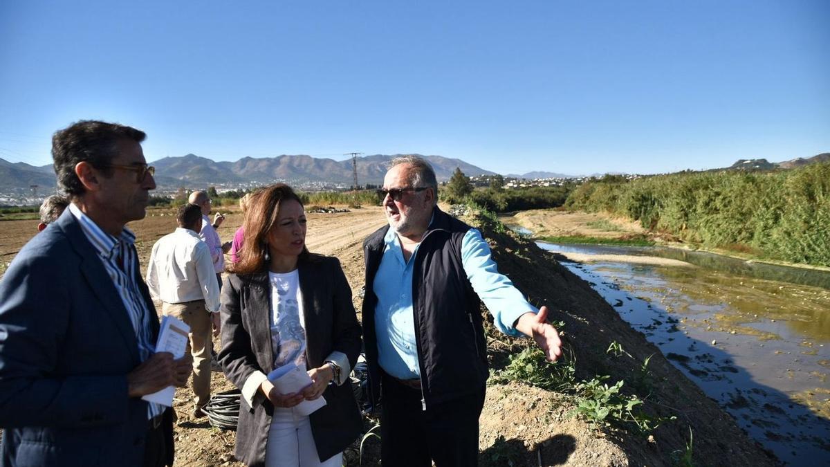 La Junta ha recuperado la sección del cauce del río Guadalhorce a su paso por Alhaurín de la Torre antes de la llegada de las lluvias.